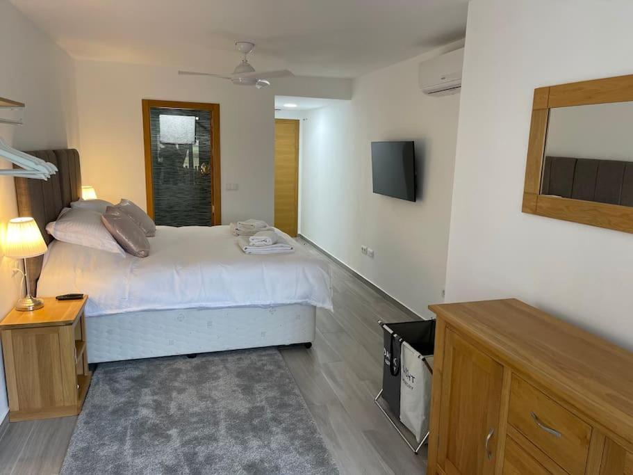 Mar Menor Golf Resort, Luxury Sleeps 6, Lake Views Murcie Extérieur photo